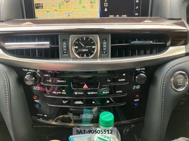 Lexus LX 2016-01 7455418-21