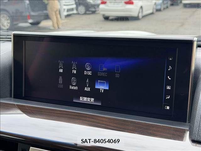 Lexus LX 2015-09 7501281-12