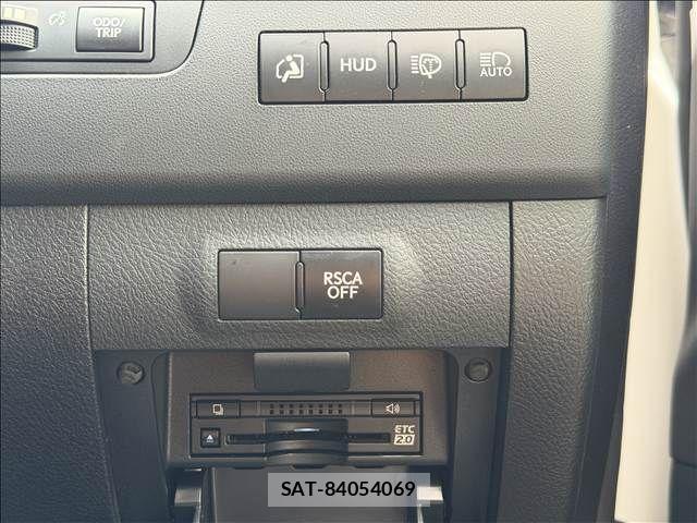 Lexus LX 2015-09 7501281-16