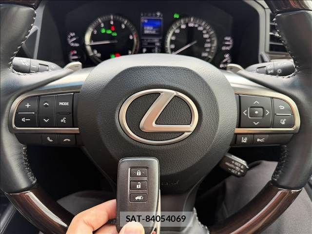 Lexus LX 2015-09 7501281-17