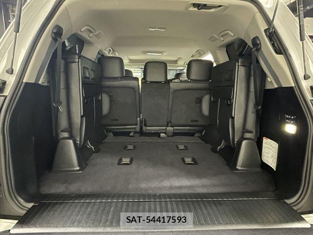 Lexus LX 2016-05 7725090-12