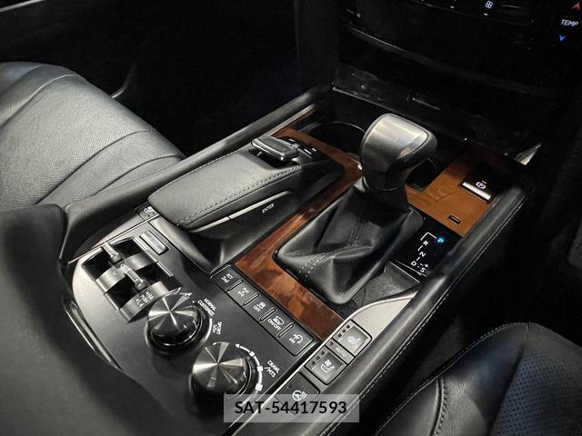 Lexus LX 2016-05 7725090-13