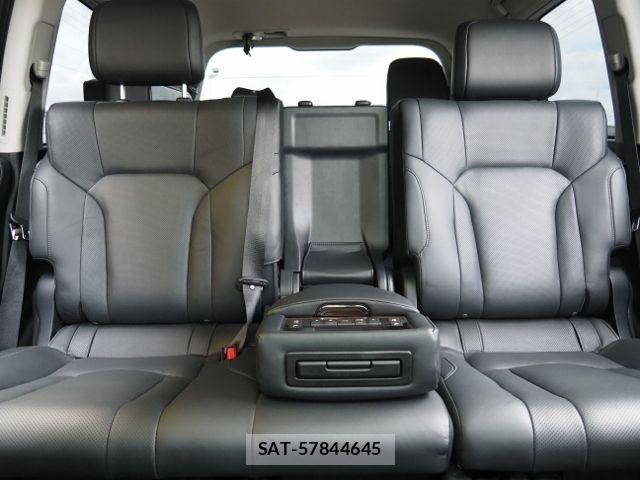 Lexus LX 2018-02 7786524-13