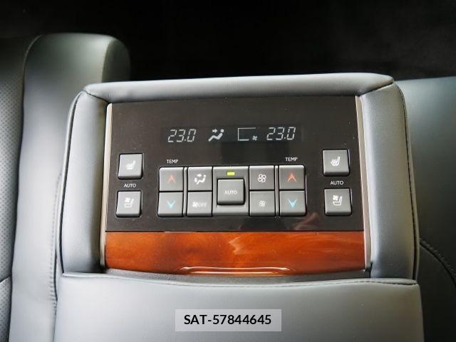 Lexus LX 2018-02 7786524-14