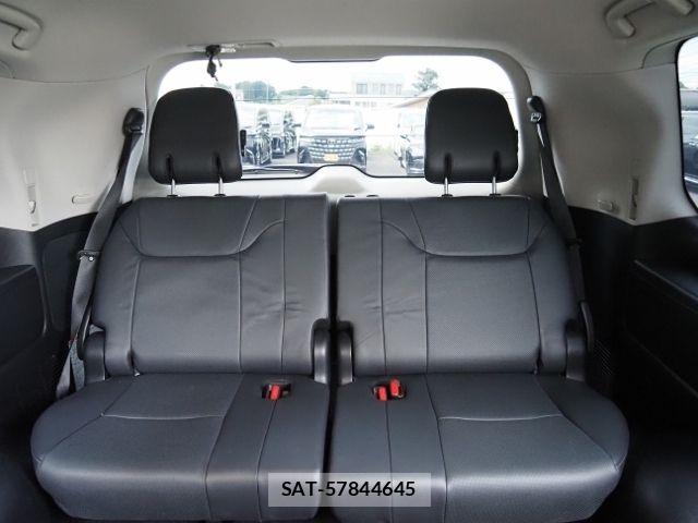 Lexus LX 2018-02 7786524-18