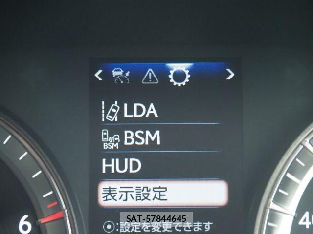 Lexus LX 2018-02 7786524-27