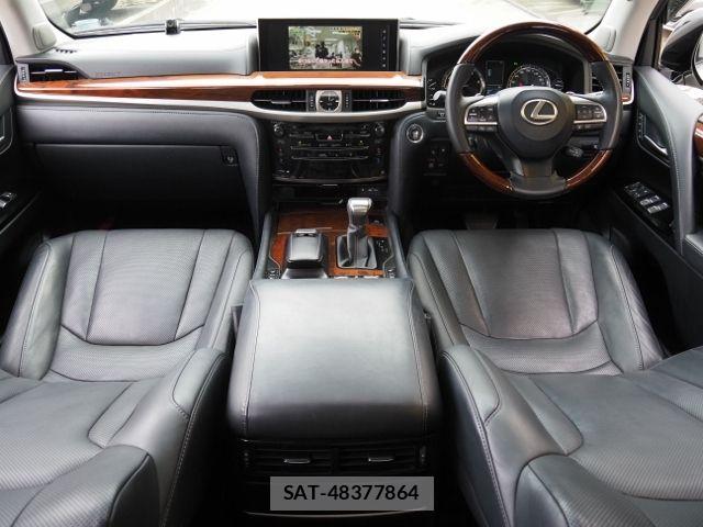 Lexus LX 2019-04 7877372-9