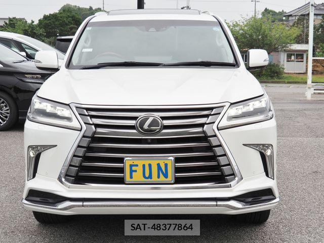 Lexus LX 2019-04 7877372-1