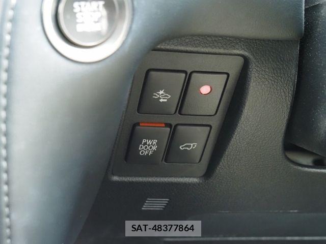Lexus LX 2019-04 7877372-27
