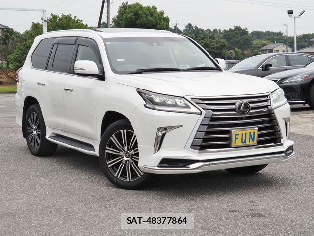 Lexus LX 2019-04 7877372-2