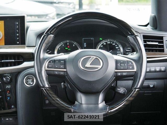 Lexus LX 2020-06 7902858-23