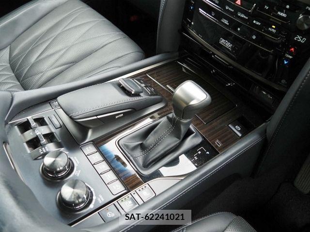 Lexus LX 2020-06 7902858-29