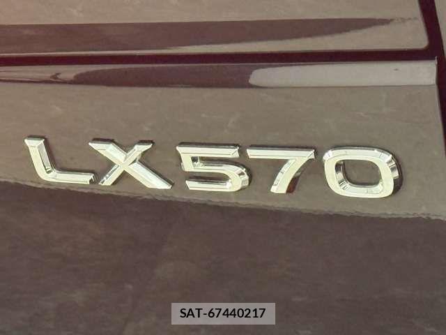 Lexus LX 2018-05 7962414-10