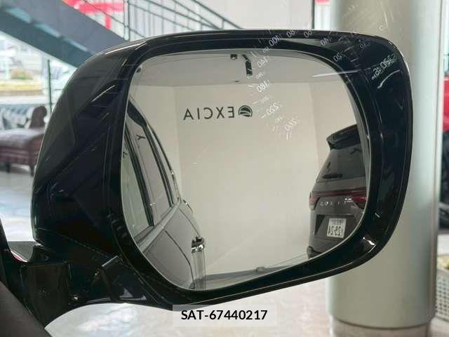 Lexus LX 2018-05 7962414-12