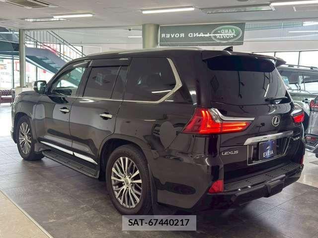 Lexus LX 2018-05 7962414-4