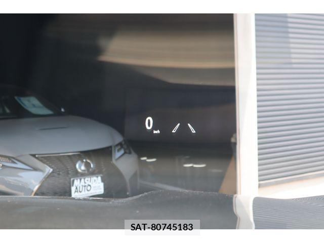 Lexus LX 2020-01 8131018-17