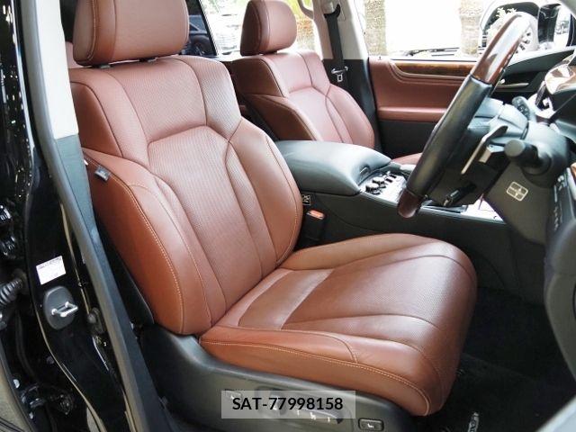 Lexus LX 2018-01 8336572-11