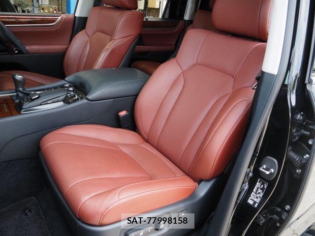 Lexus LX 2018-01 8336572-12