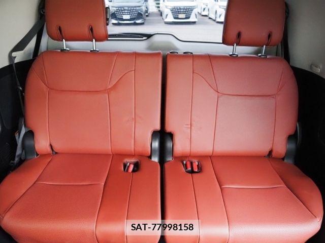 Lexus LX 2018-01 8336572-16