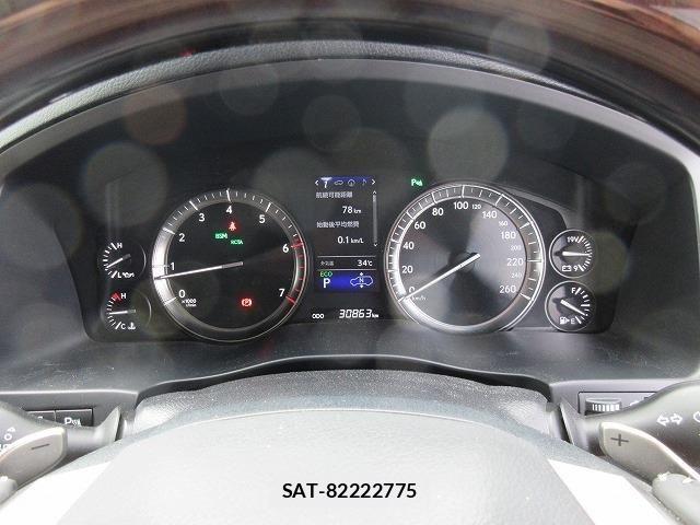 Lexus LX 2016-11 8743452-11
