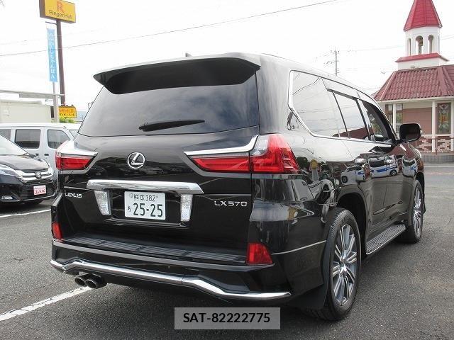 Lexus LX 2016-11 8743452-2