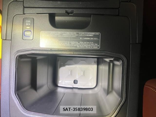 Lexus LX 2017-05 8743451-27