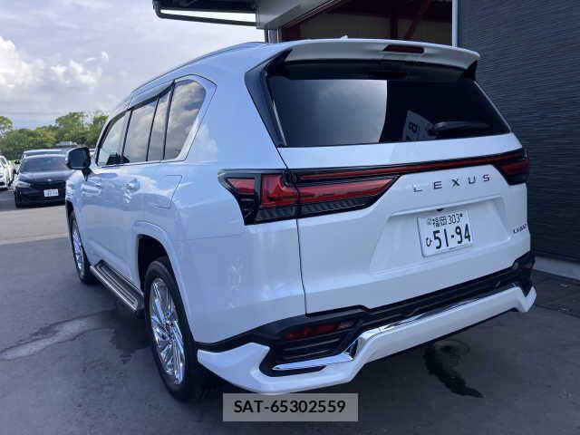 Lexus LX 2023-09 1222433-2