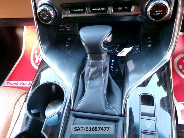 Lexus LX 2023-09 1302645-21