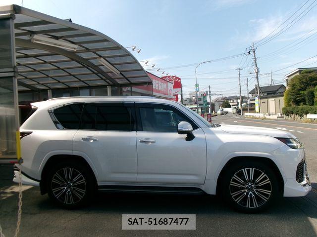 Lexus LX 2023-09 1302645-4