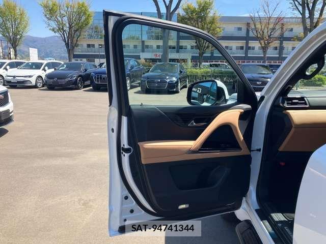 Lexus LX 2024-04 6499522-13