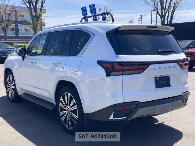 Lexus LX 2024-04 6499522-1