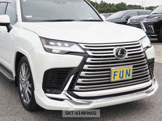 Lexus LX 2022-02 7059267-7