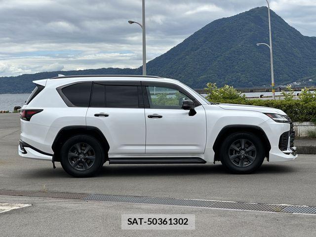 Lexus LX 2023-03 7059271-28