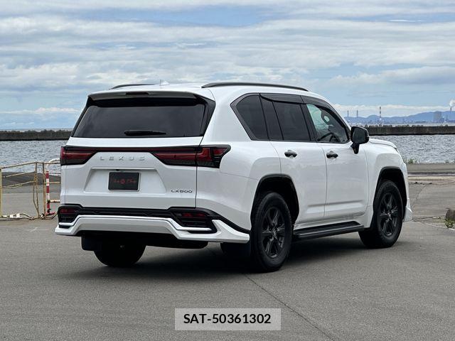 Lexus LX 2023-03 7059271-2