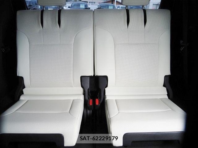 Lexus LX 2023-08 7059270-16