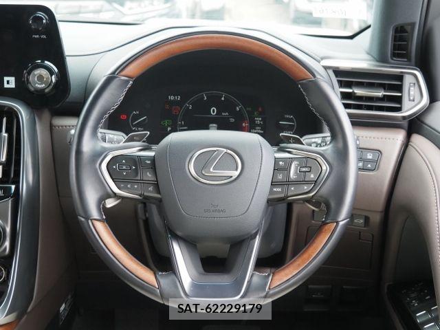 Lexus LX 2023-08 7059270-20