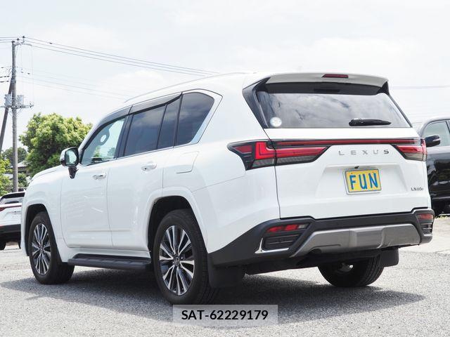 Lexus LX 2023-08 7059270-5