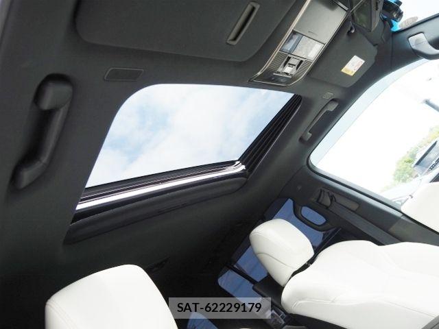 Lexus LX 2023-08 7059270-8