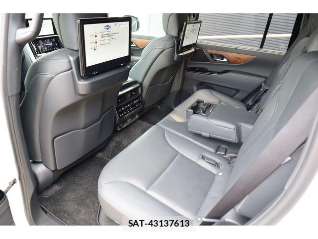 Lexus LX 2024-11 7358510-11