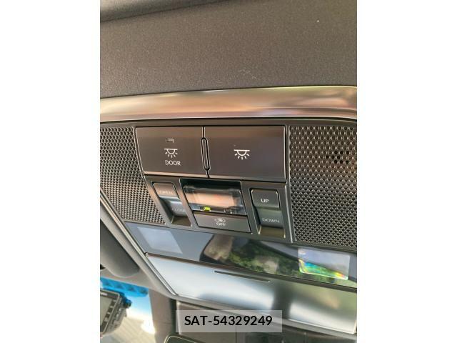 Lexus LX 2023-11 7562359-26