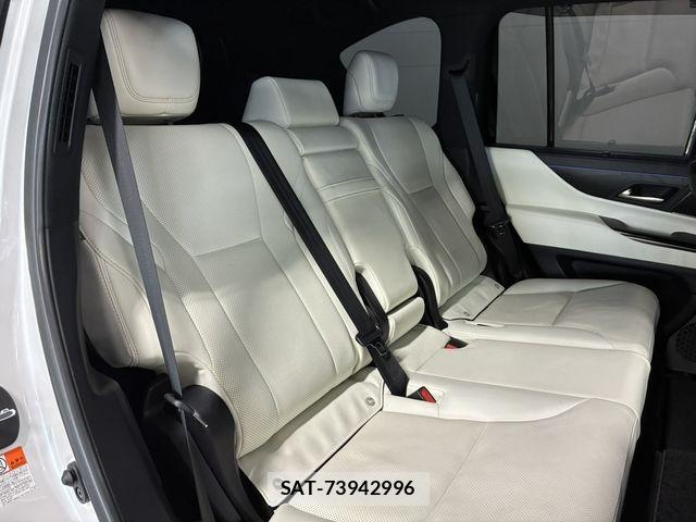 Lexus LX 2023-07 7725091-19