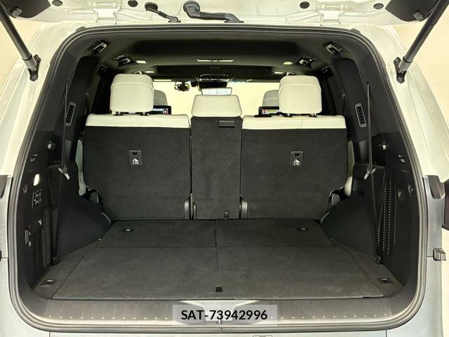 Lexus LX 2023-07 7725091-24