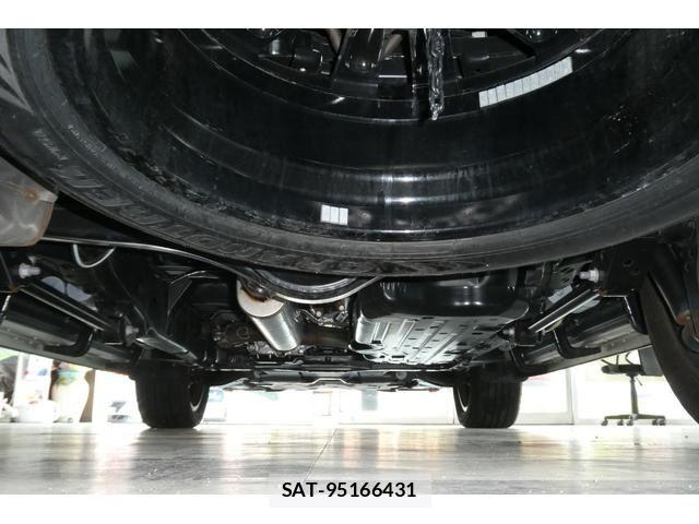 Lexus LX 2022-08 7786525-28