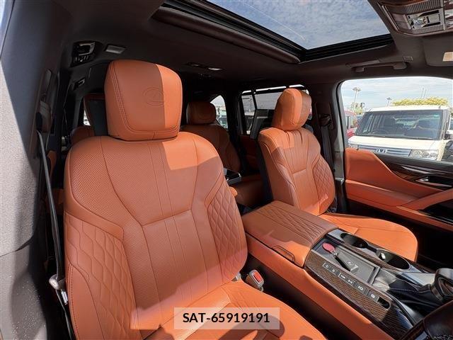 Lexus LX 2024-01 7877382-15