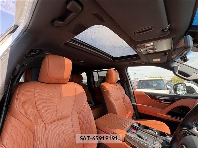 Lexus LX 2024-01 7877382-16