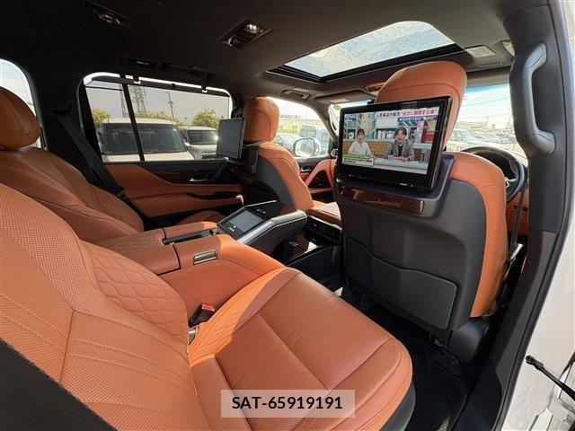 Lexus LX 2024-01 7877382-23