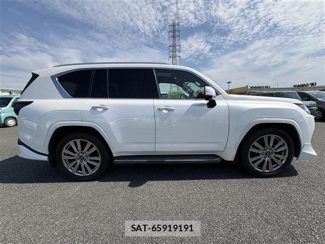 Lexus LX 2024-01 7877382-6