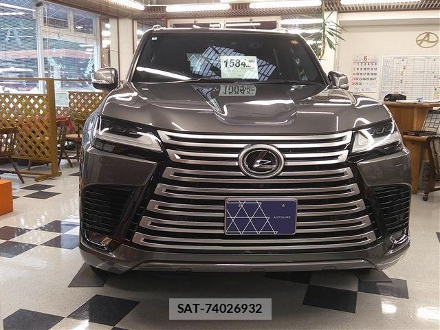 Lexus LX 2022-01 7877377-21