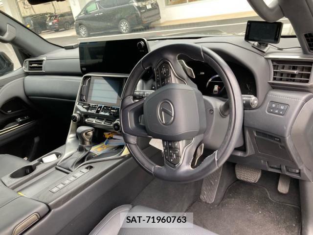 Lexus LX 2023-01 7877383-11