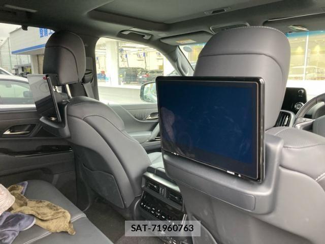 Lexus LX 2023-01 7877383-15